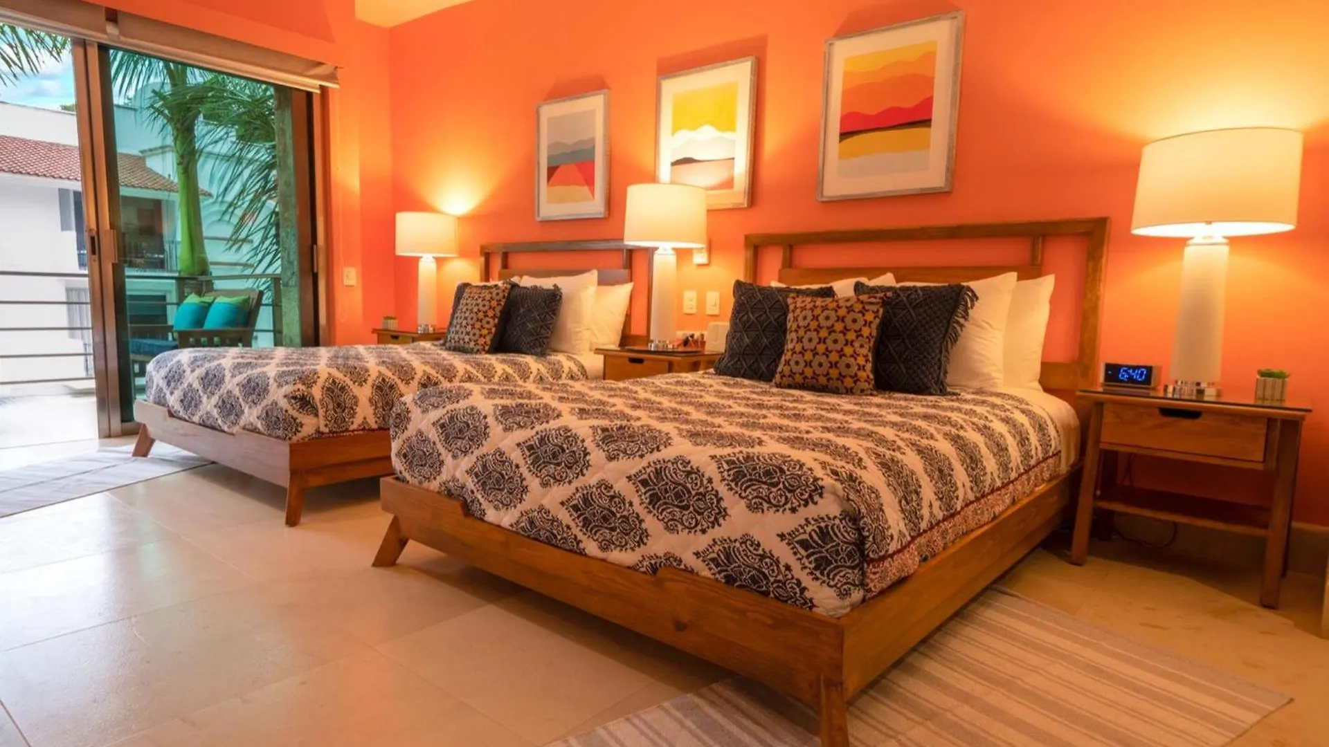 Semesterbostad Modern 2 Bedroom Condo Colorful And Creative - At Via 38 Condos A13 Playa del Carmen Mexiko