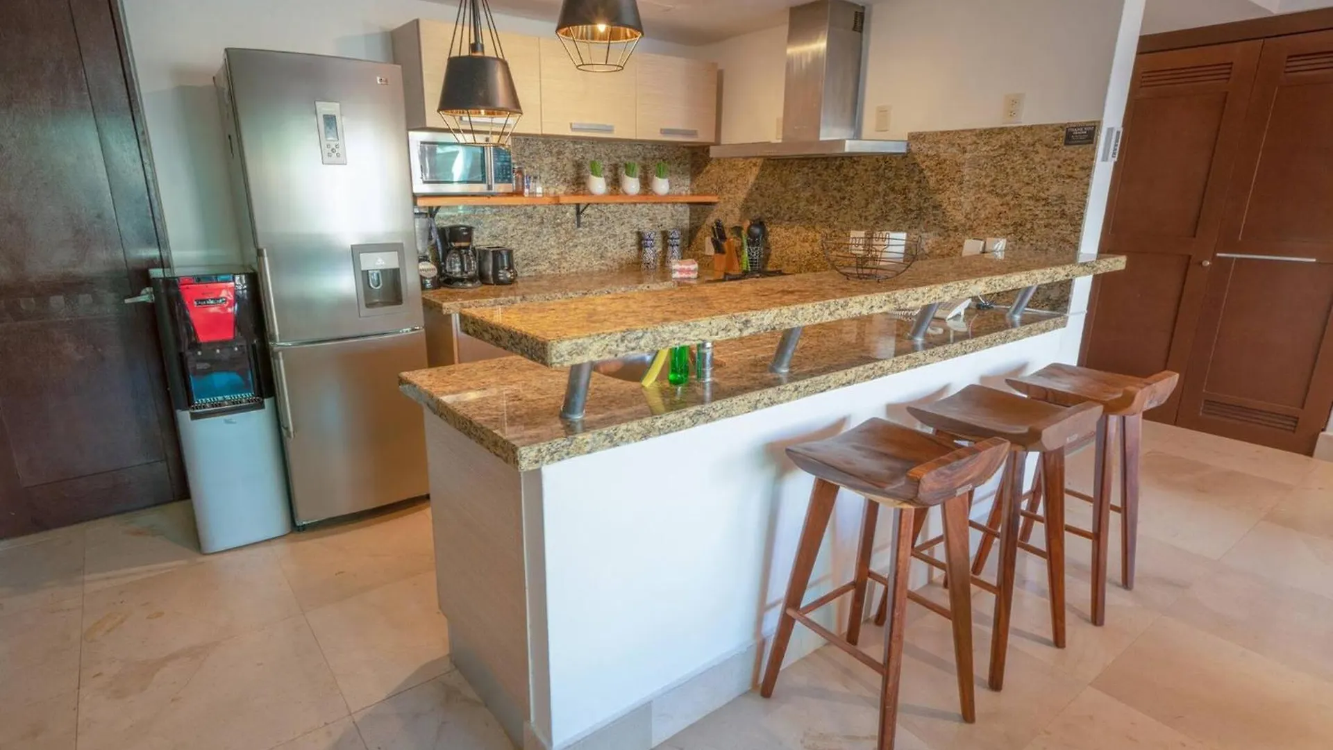 Modern 2 Bedroom Condo Colorful And Creative - At Via 38 Condos A13 Playa del Carmen Tatil Evi