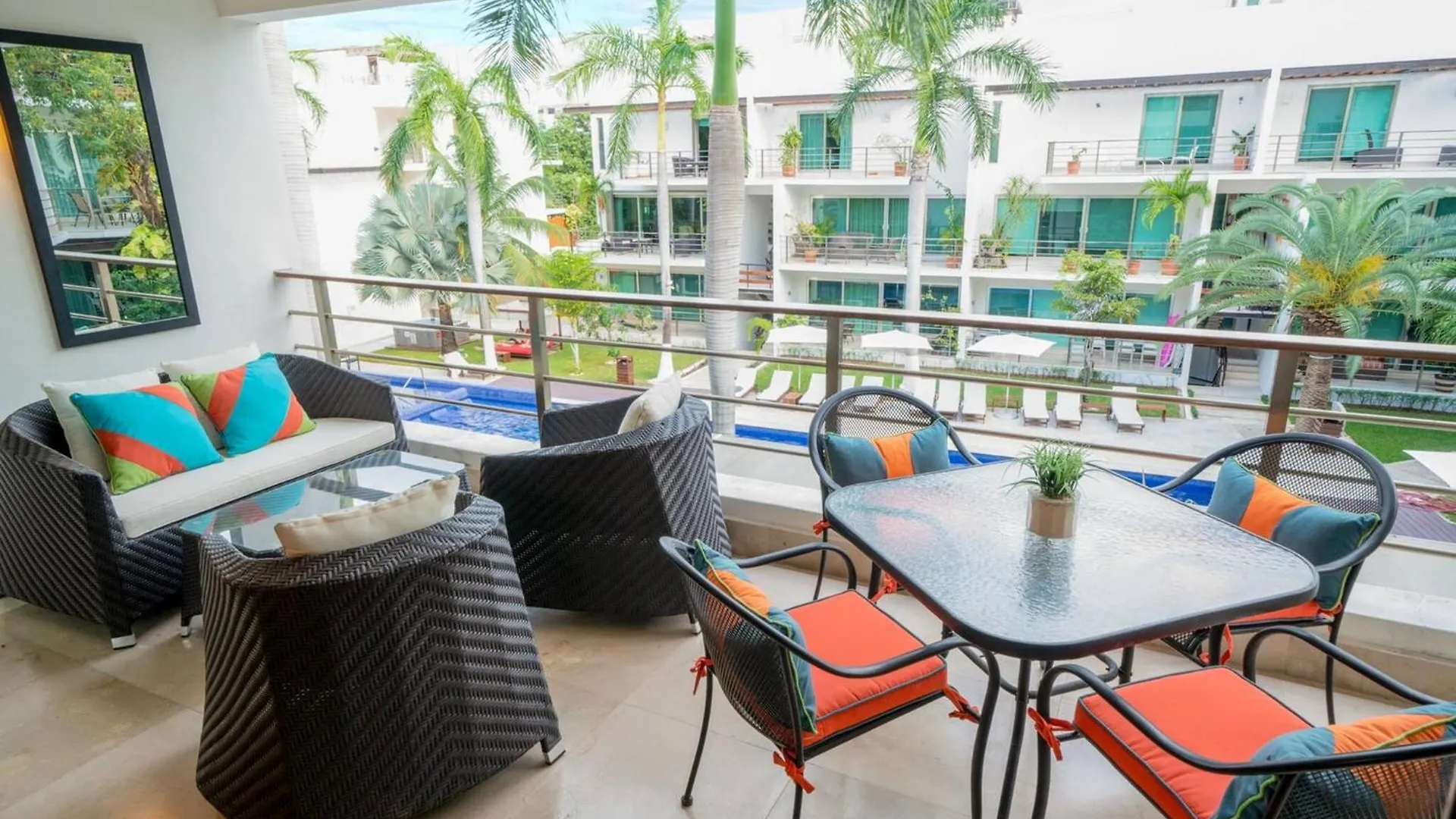 Modern 2 Bedroom Condo Colorful And Creative - At Via 38 Condos A13 Playa del Carmen 0*,  Meksika
